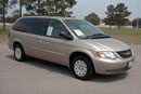 town-country-lx-2003-c.jpg (39kb)